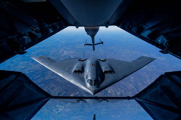 Top 10 Images Of Aerial Refueling Proof Of How Amazing Aircraft Can Be